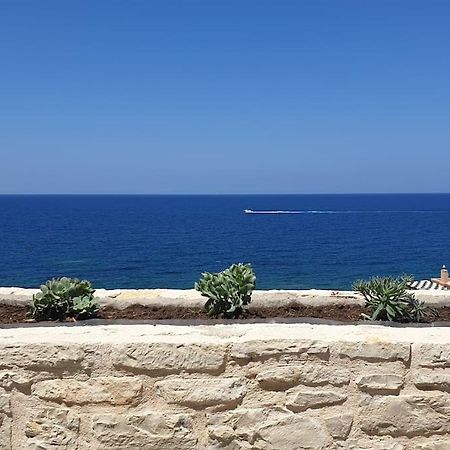 Pánormos Zefyros Suite , Seafront Retreat ! מראה חיצוני תמונה