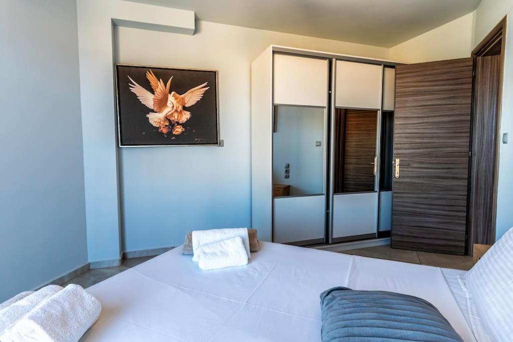 Pánormos Zefyros Suite , Seafront Retreat ! מראה חיצוני תמונה